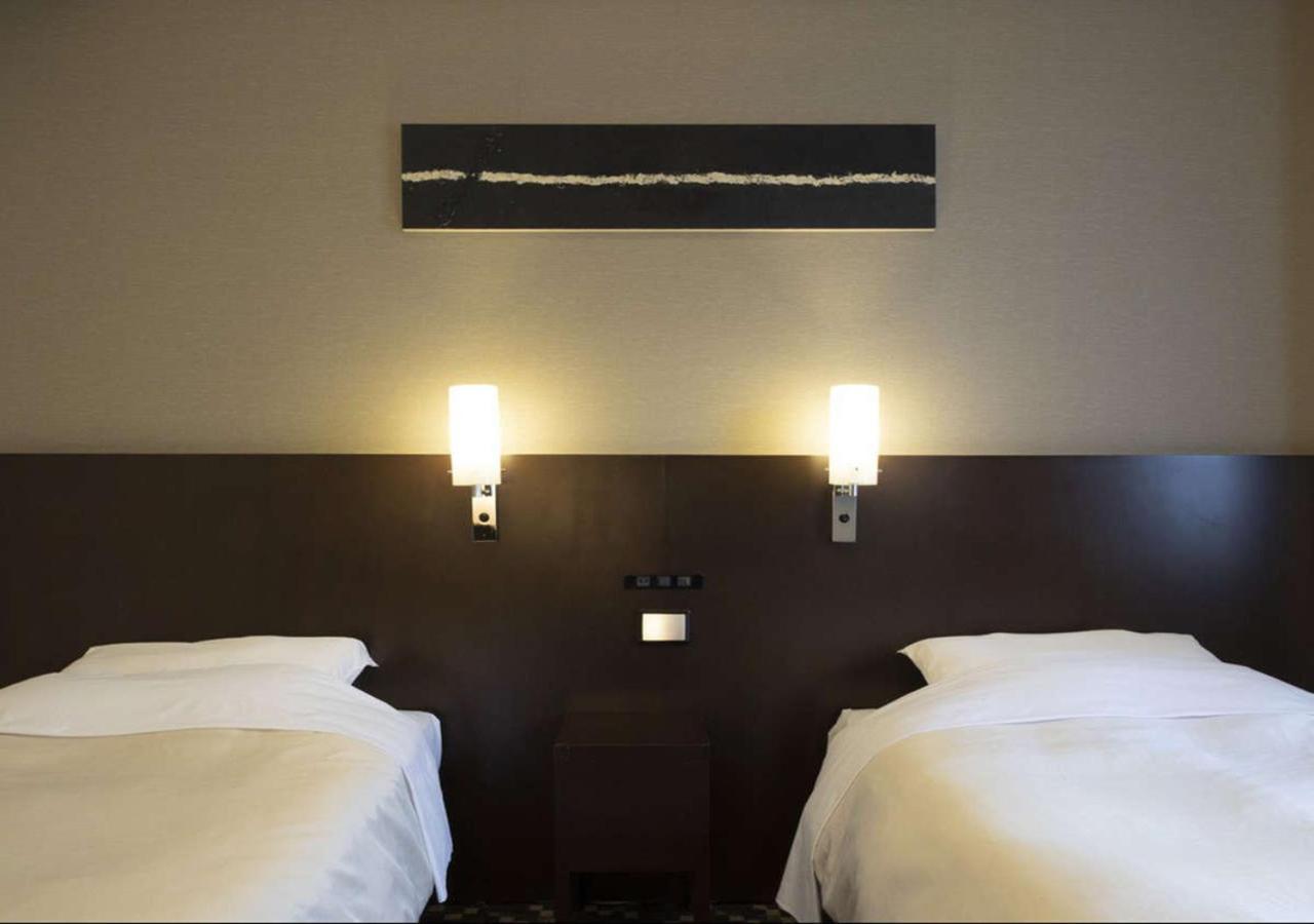 Hotel Binario Umeda Osaka Zewnętrze zdjęcie